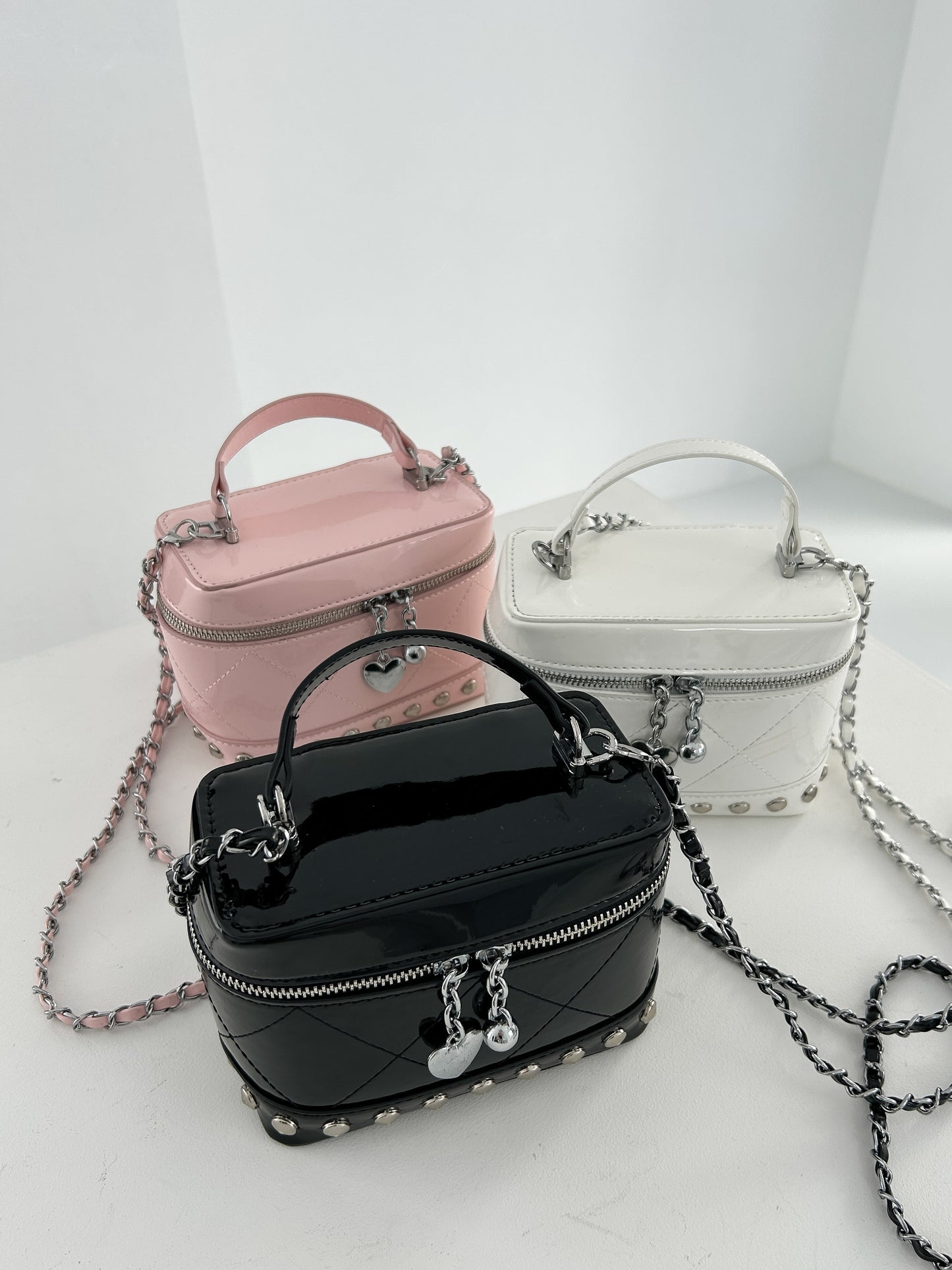【Official限定】2wayミニバニティBAG