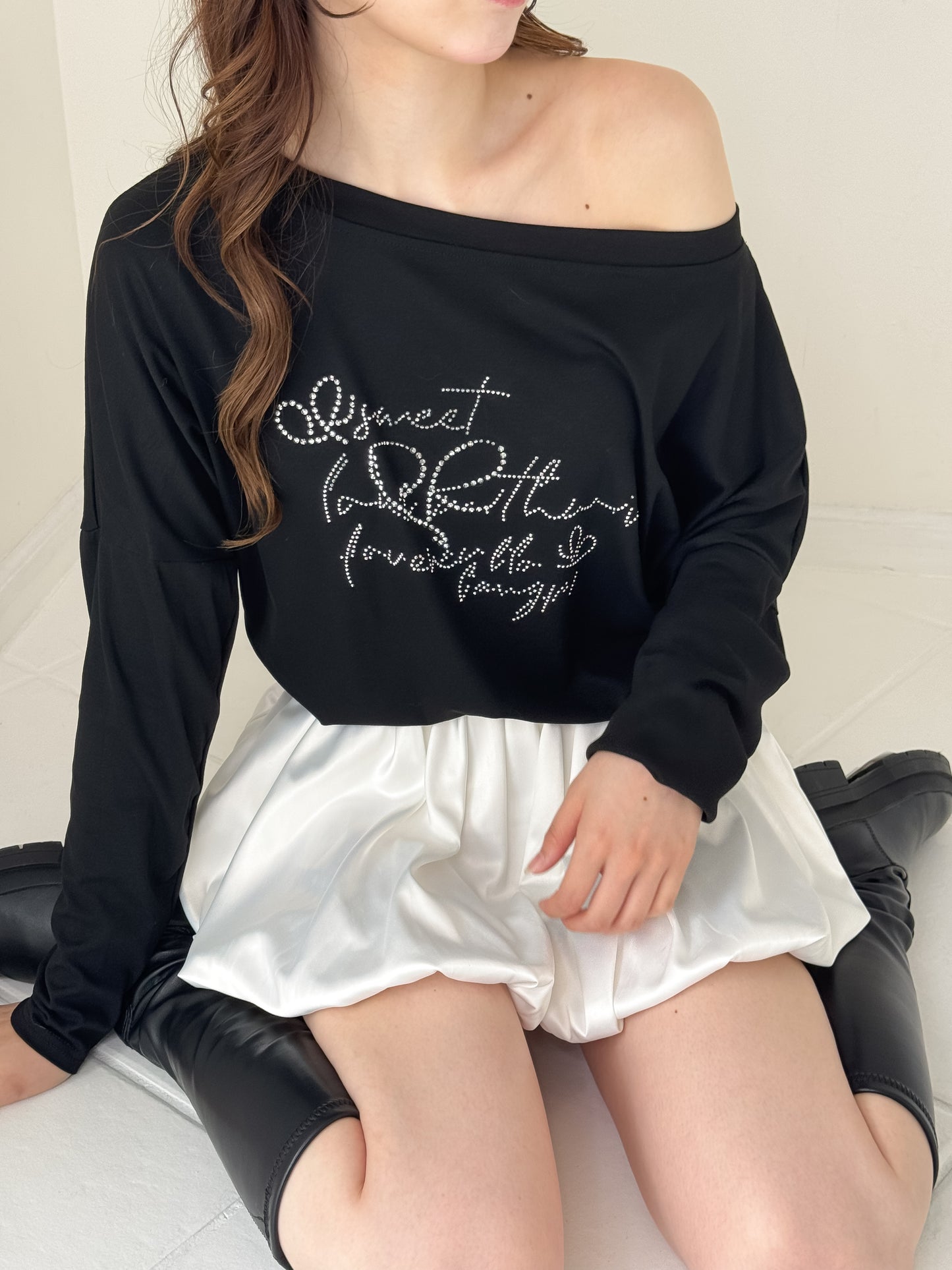 【Official限定価格】ラインストーンワンショルビッグT
