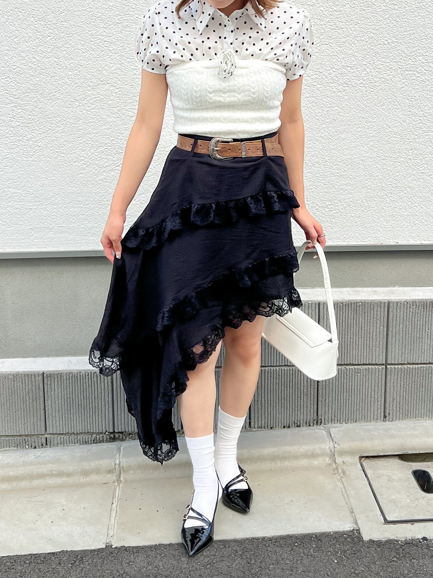 ビンテージ風ベルト付きアシメスカート