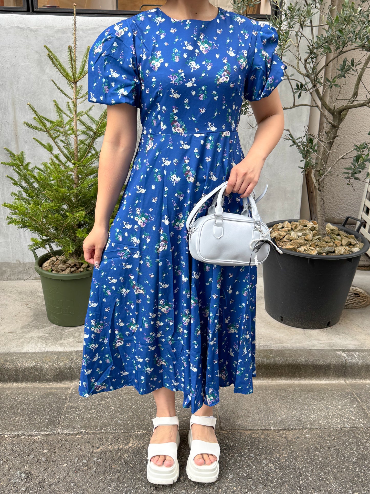 【Official限定価格】花柄ロングワンピース