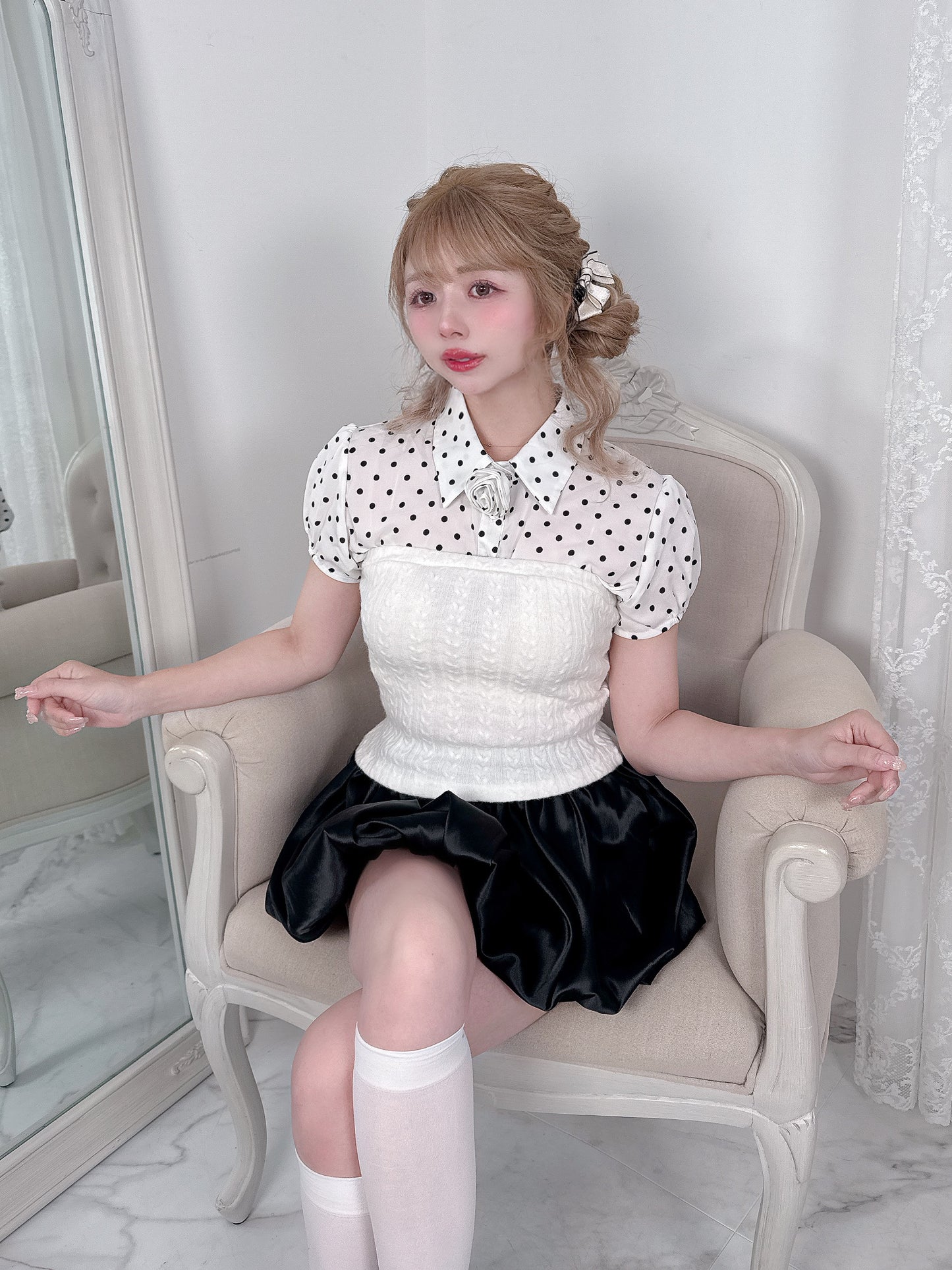 サテンバルーンスカート