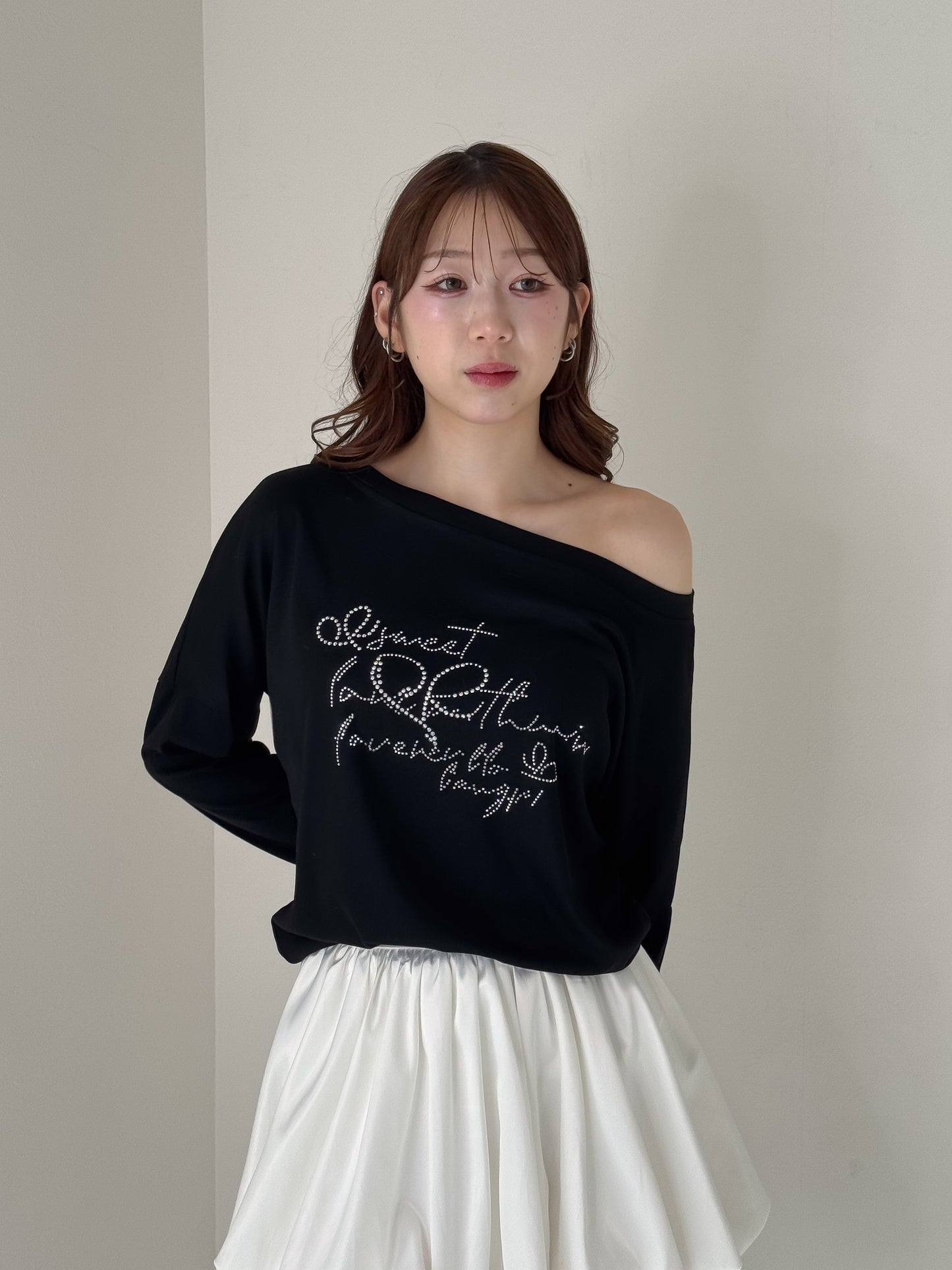 【Official限定価格】ラインストーンワンショルビッグT