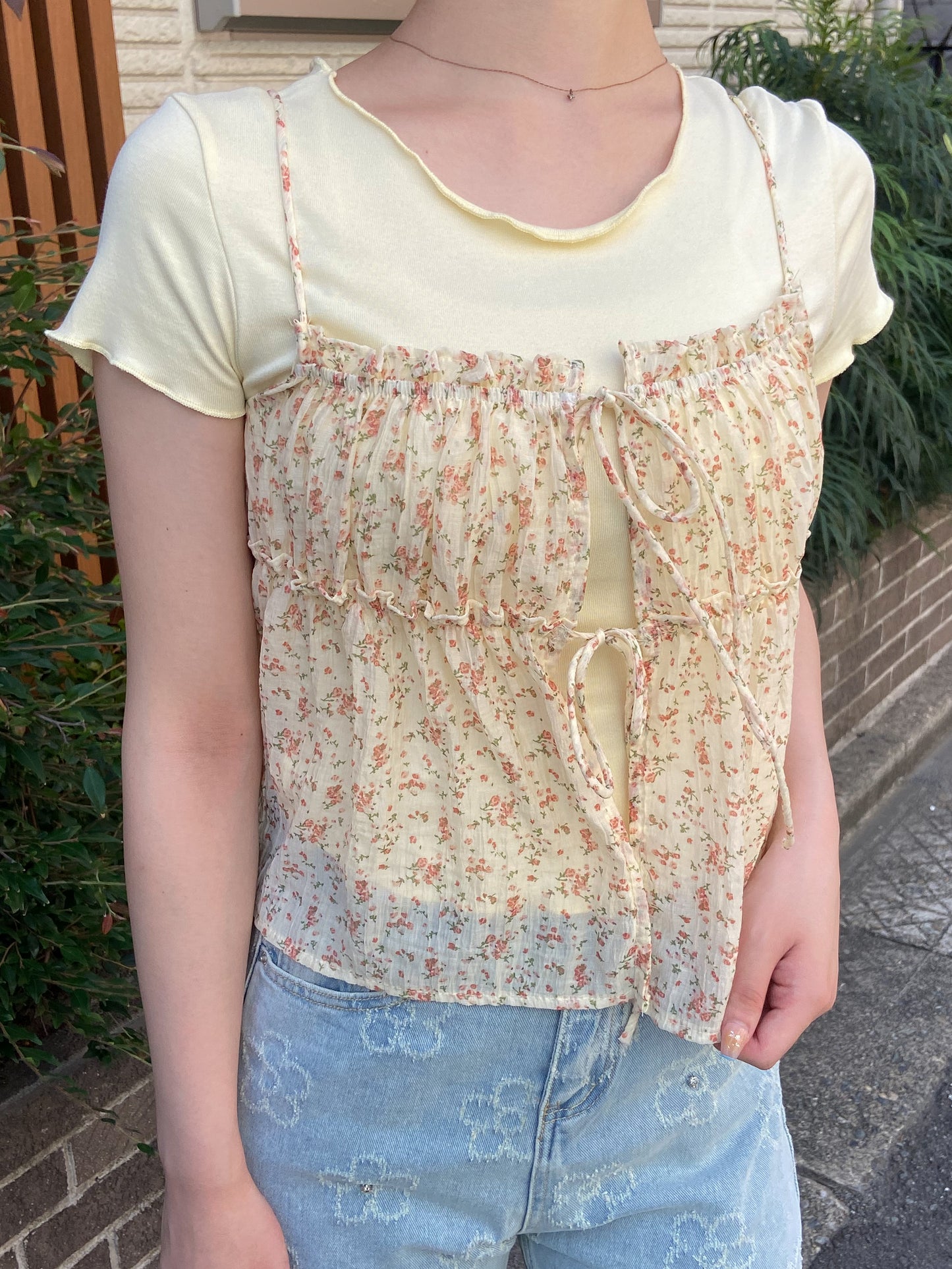 小花柄キャミソール付きTシャツ