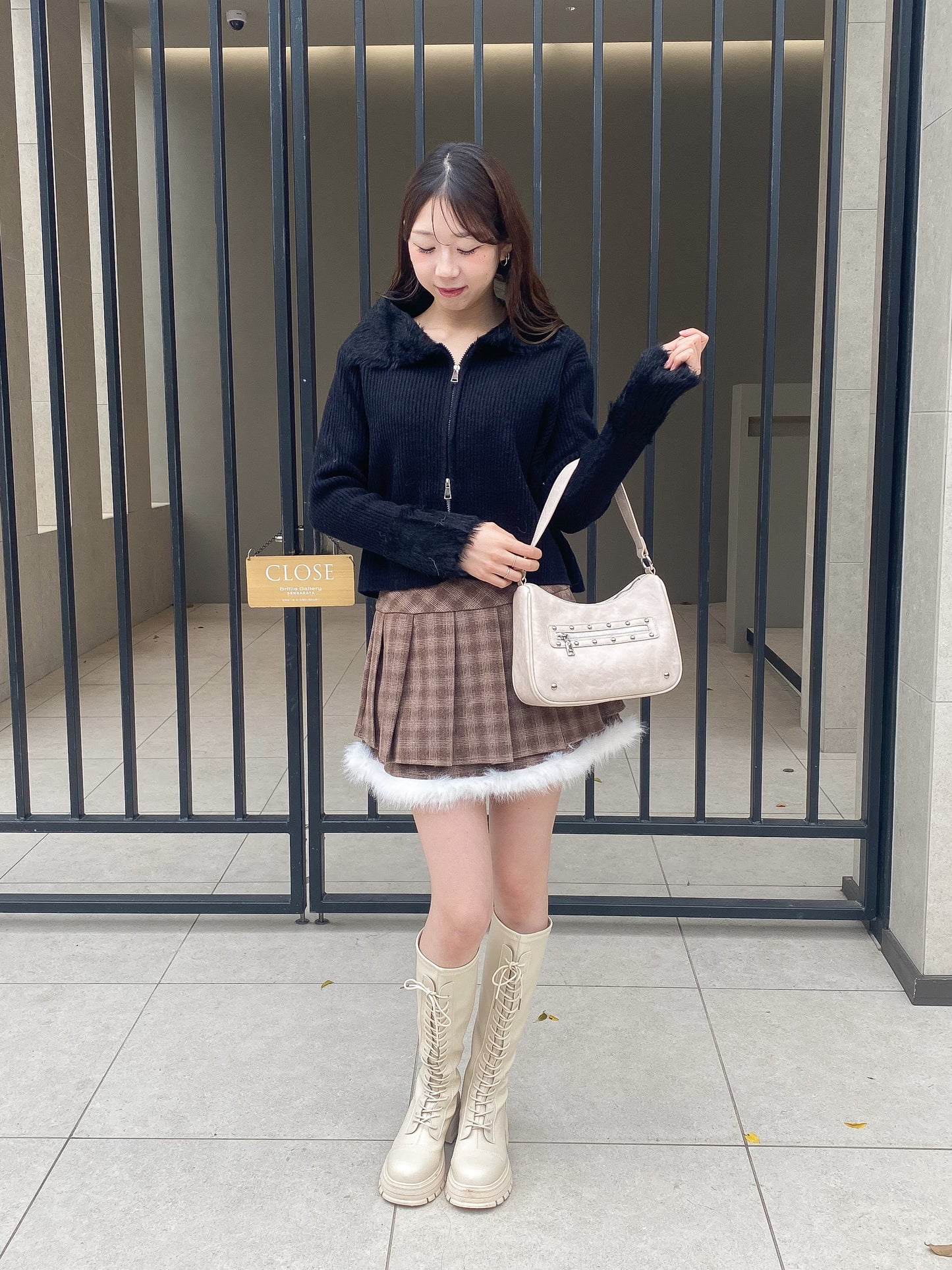 【Official限定価格】ファー付きチェックプリーツスカート