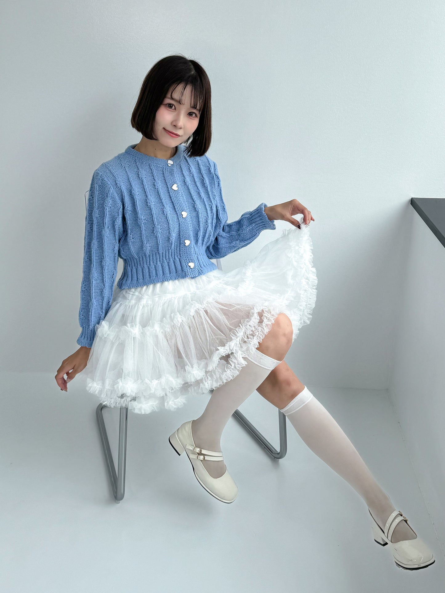 【Official限定価格】ハートボタンクロップドニットカーデ