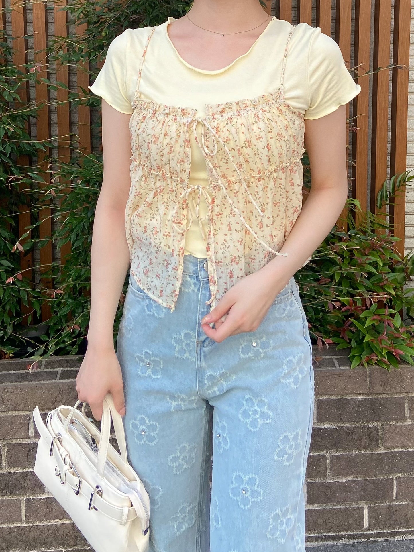小花柄キャミソール付きTシャツ