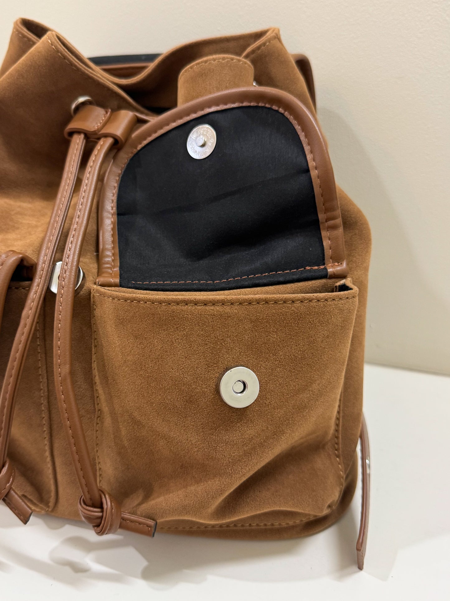 【Official限定価格】スエードリュック