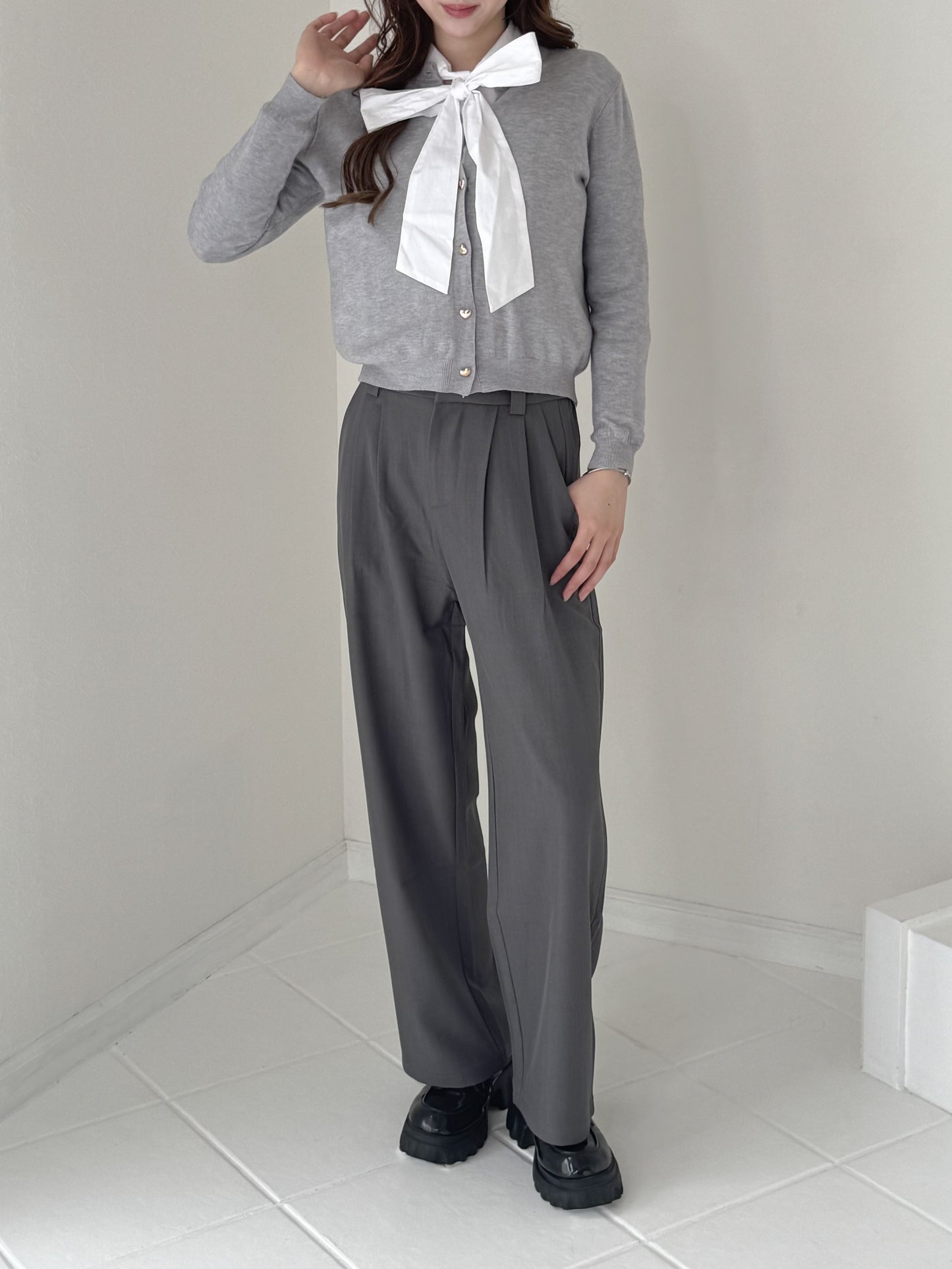 【Official限定価格】タックワイドパンツ