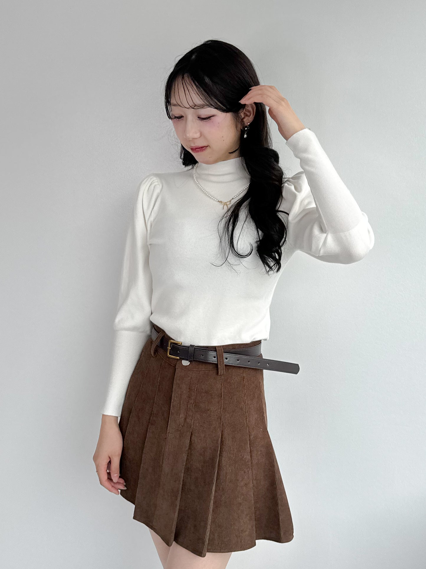 【Official限定価格】ベルト付きコーデュロイプリーツスカート