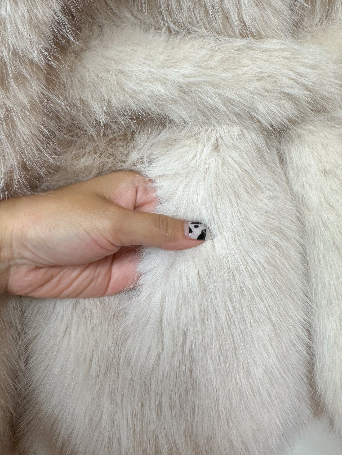 ボリュームフェイクファーコート