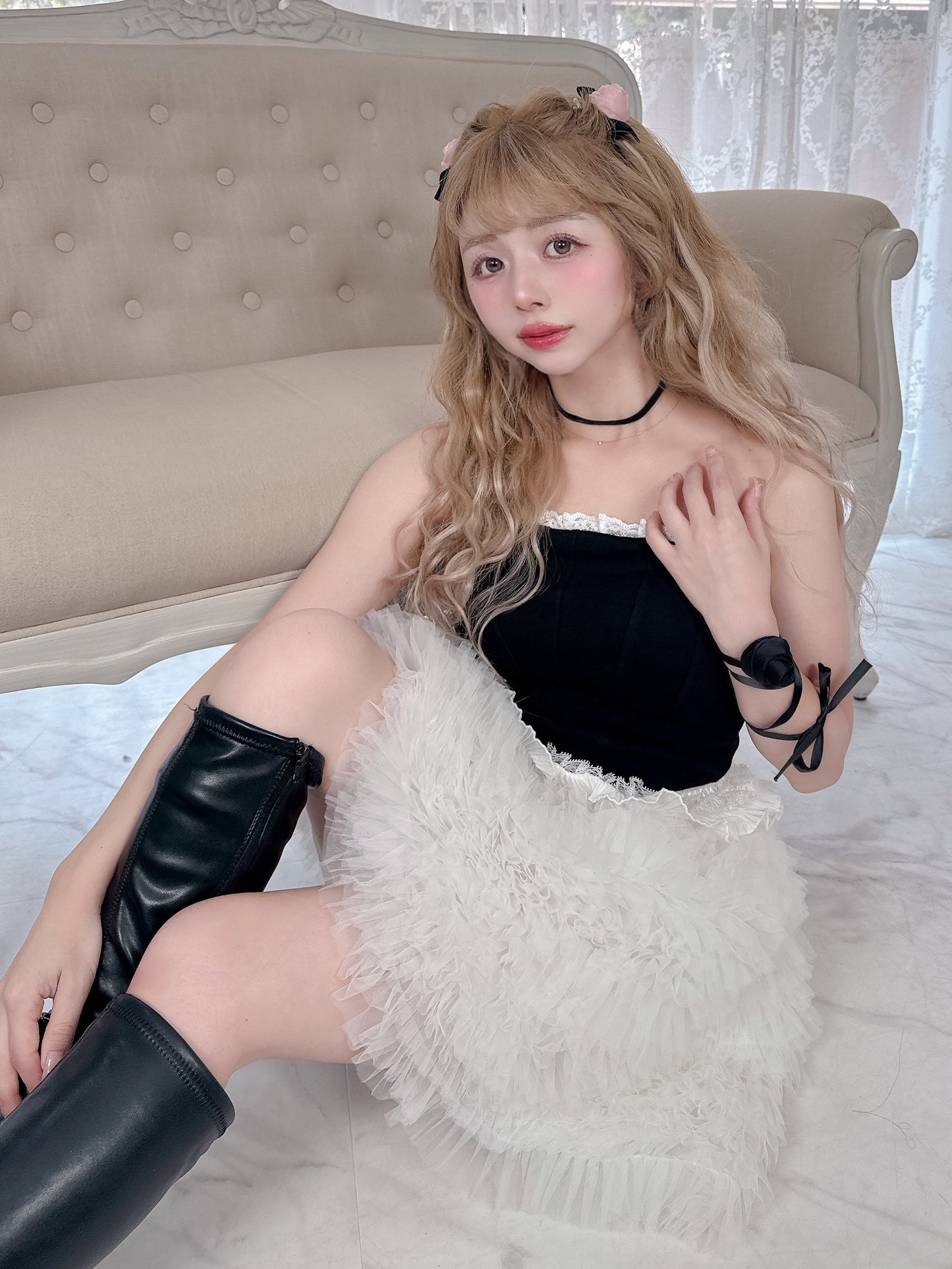 ボリュームホイップチュールミニスカート