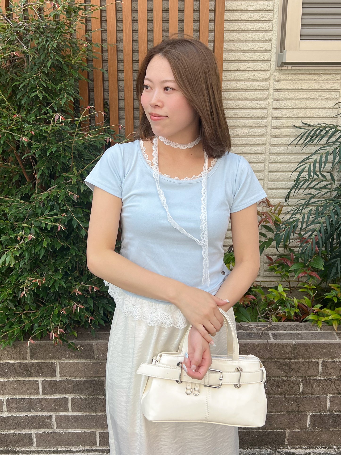 【Official限定】レースチョーカー付きウエストレースTシャツ