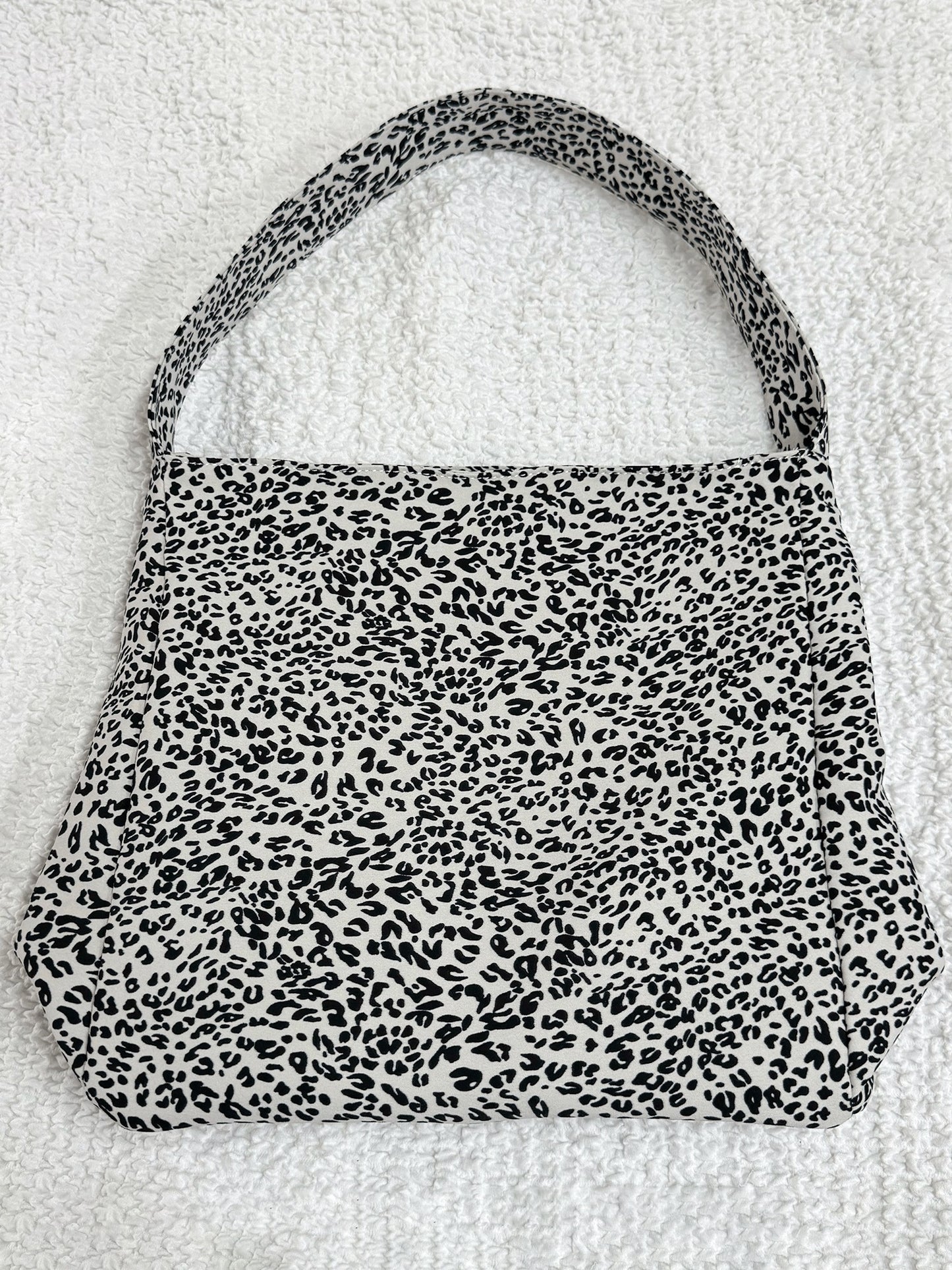 【Official限定価格】ヒョウ柄トートバッグ