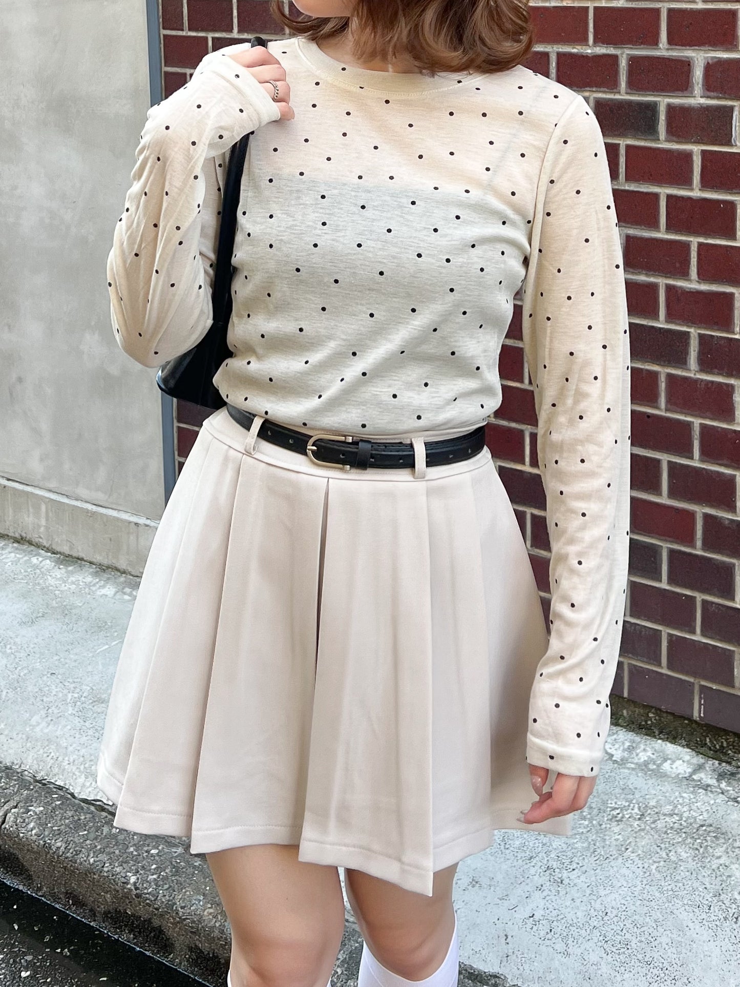 ベルト付きプリーツスカート