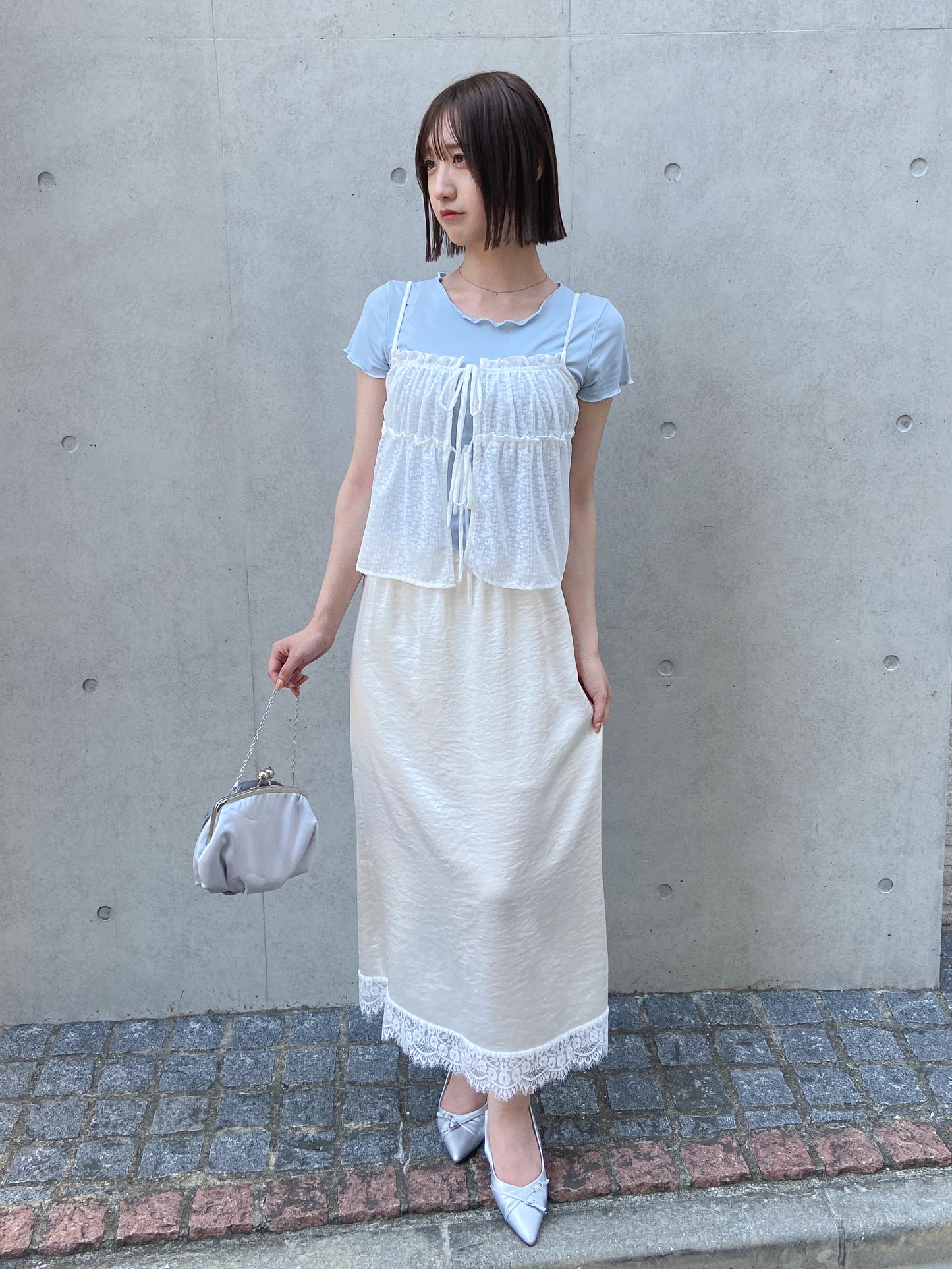 レースキャミソール付きTシャツ