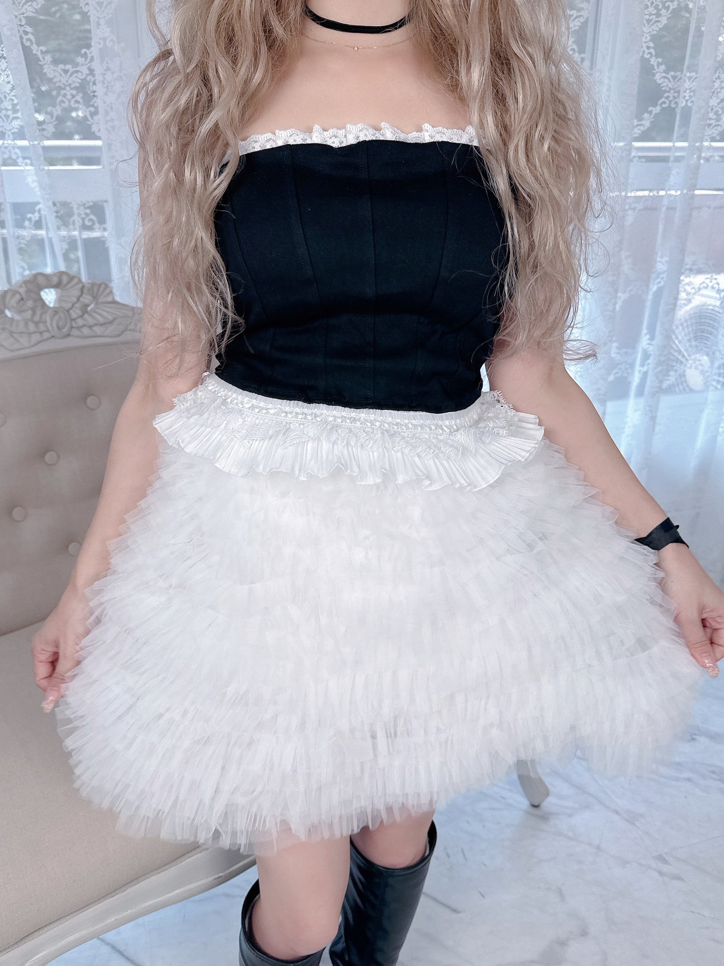 ボリュームホイップチュールミニスカート
