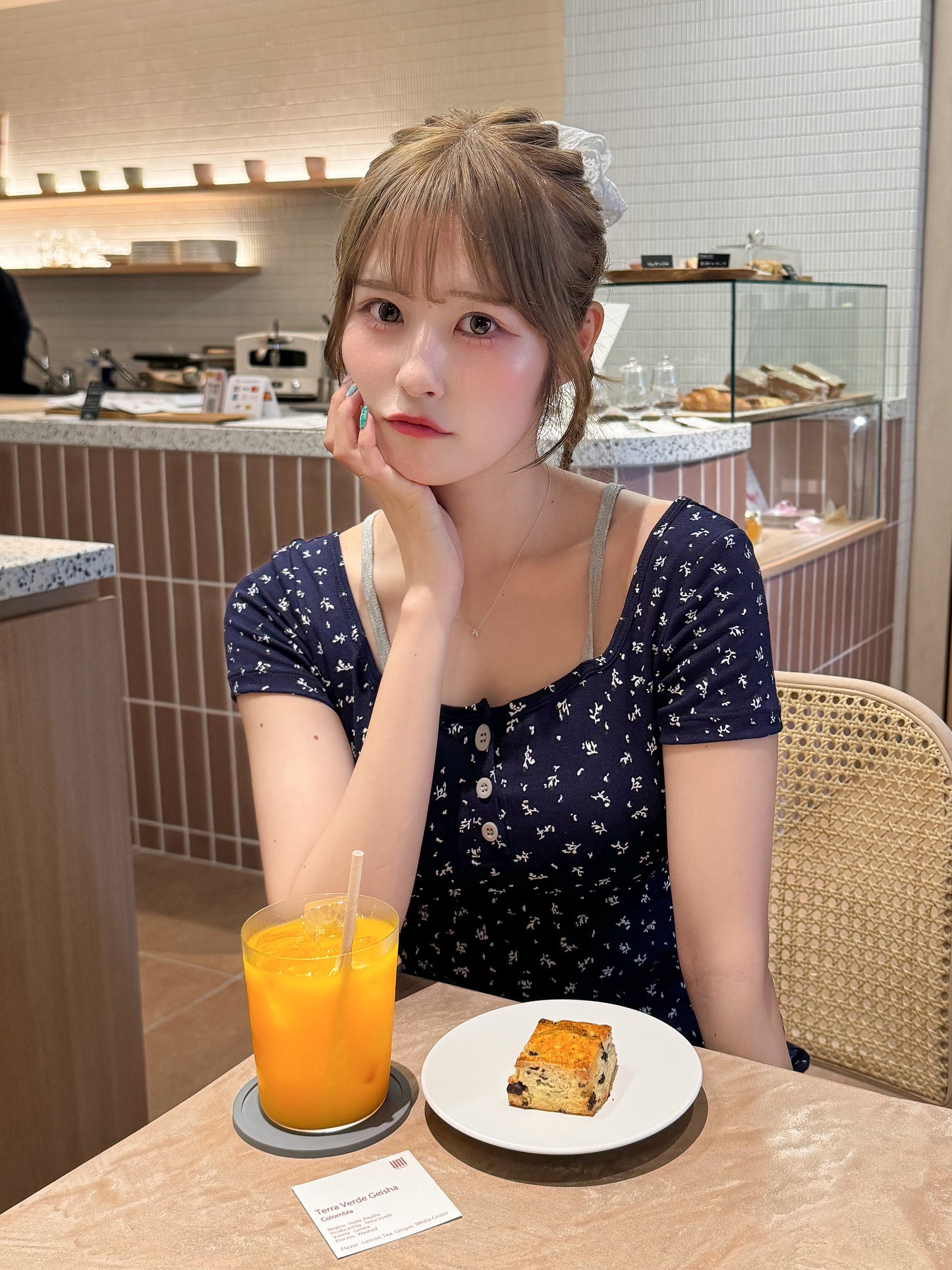【5月9日(金)20:00販売開始】バッグオープン小花柄カットワンピ