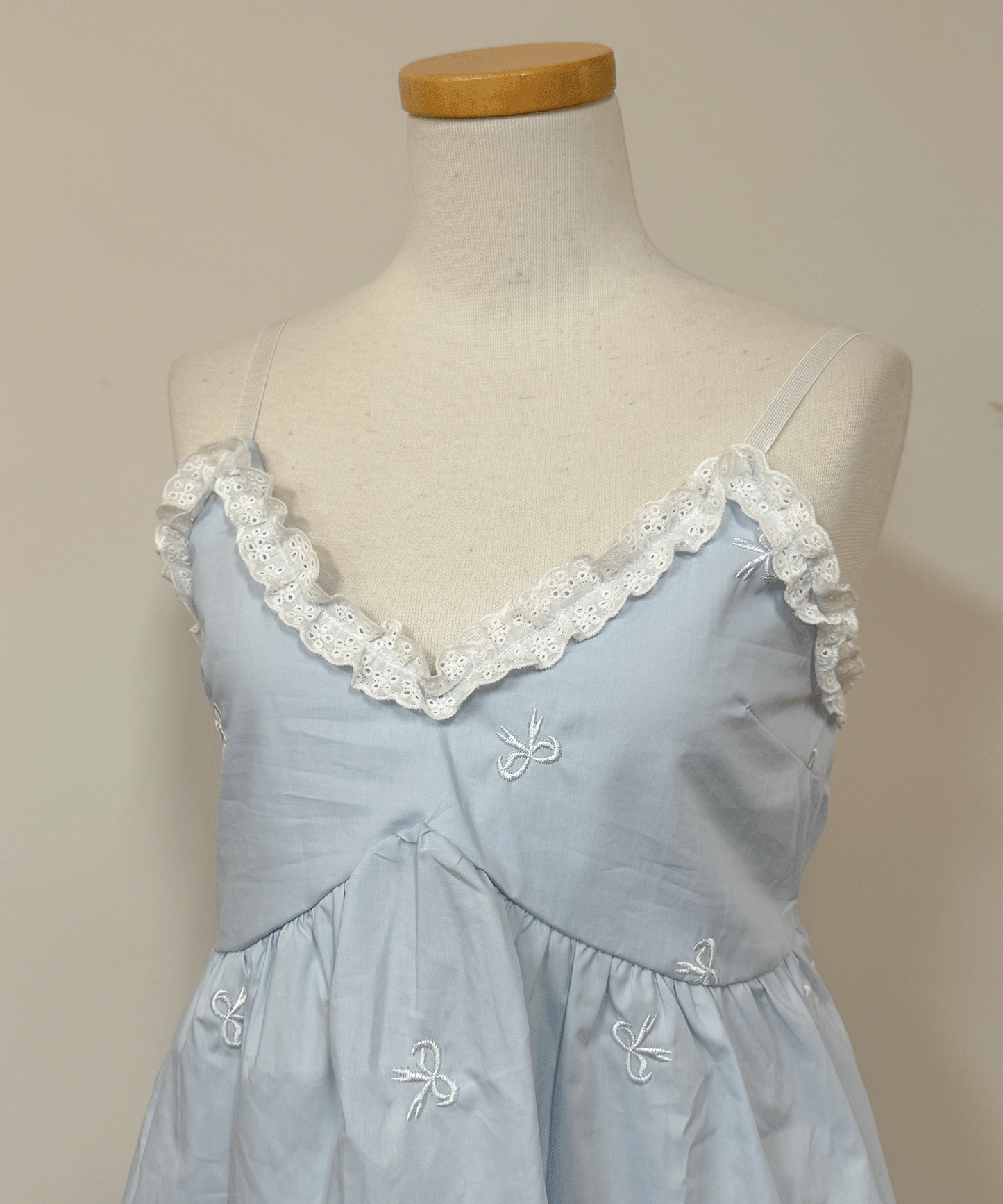 リボン刺繡キャミソール