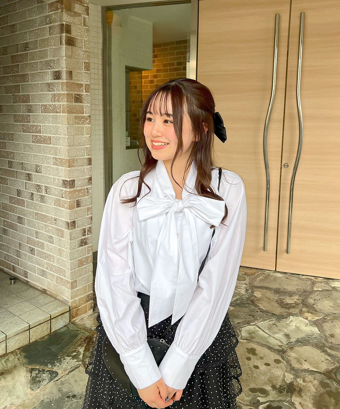 リボンボウタイブラウス