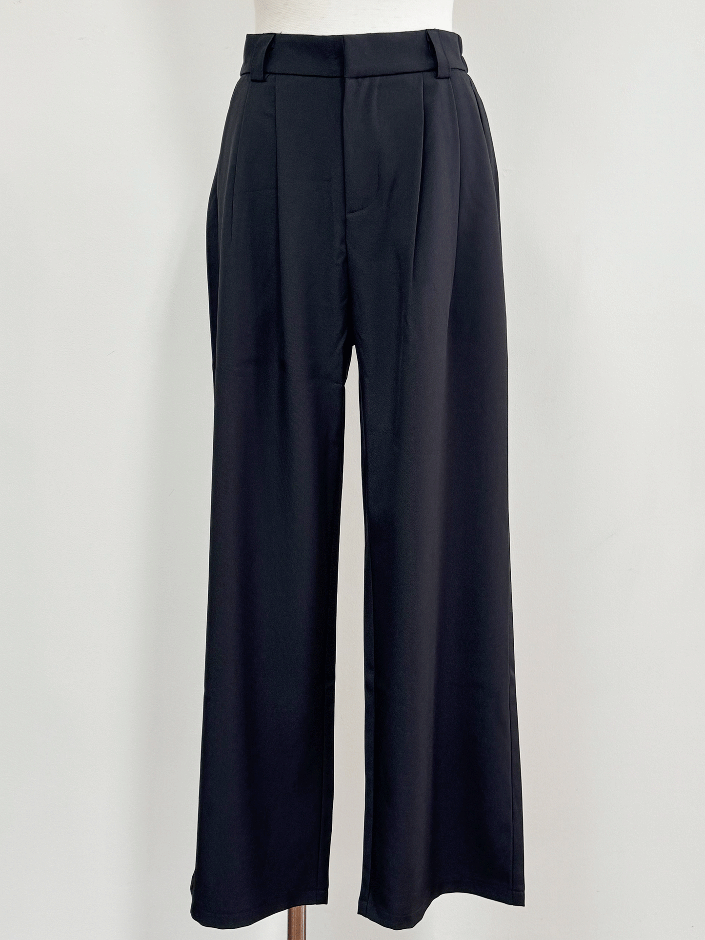 【Official限定価格】タックワイドパンツ