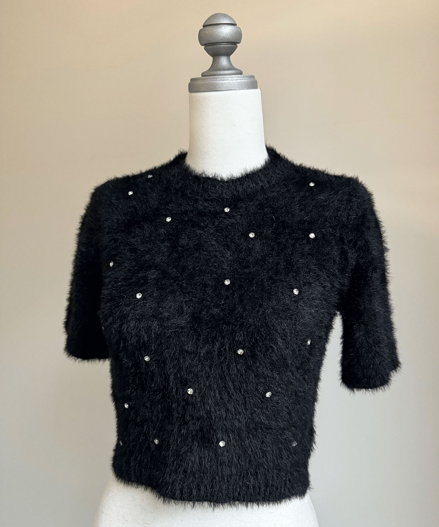ビジュー付きシャギー半袖ニット
