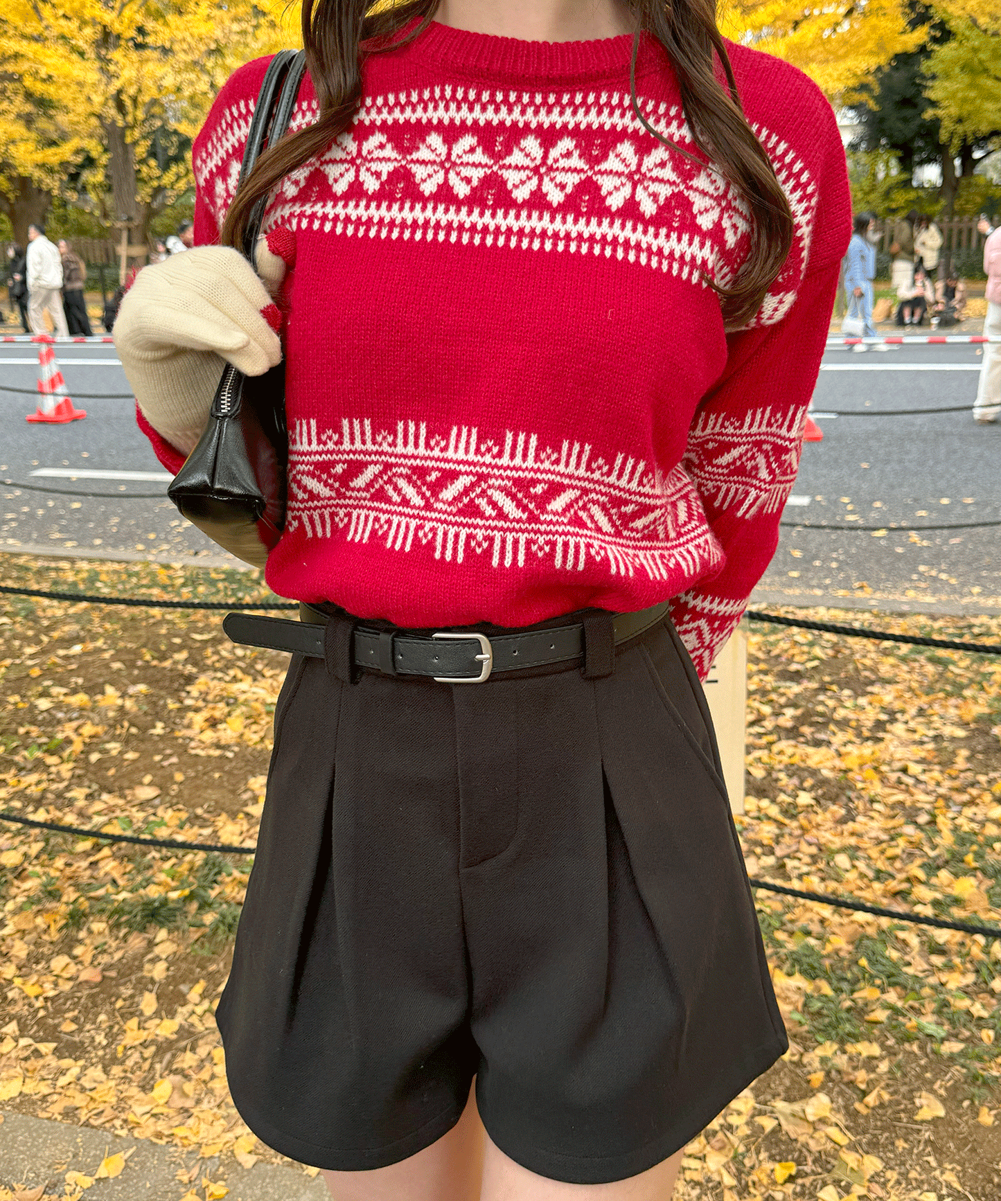 ベルト付きタックショートパンツ