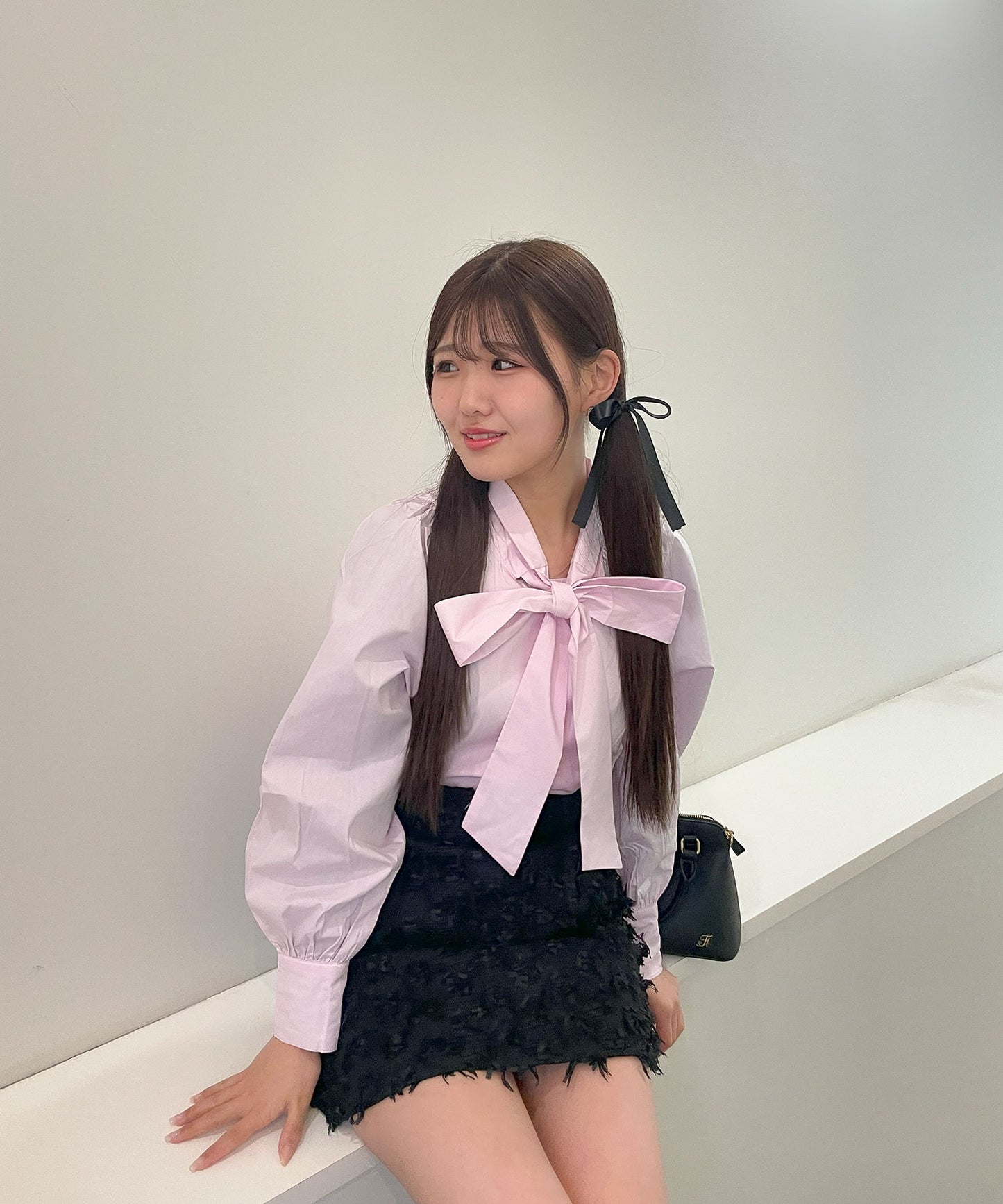 リボンボウタイブラウス