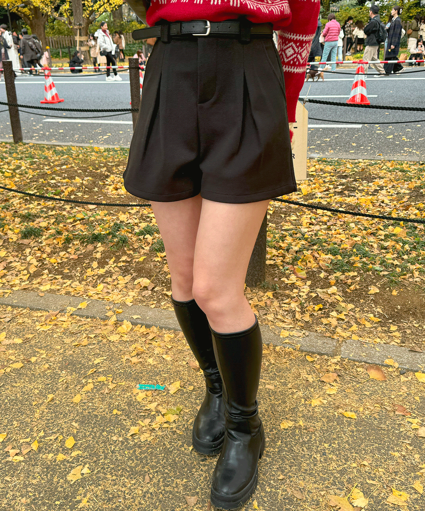 ベルト付きタックショートパンツ