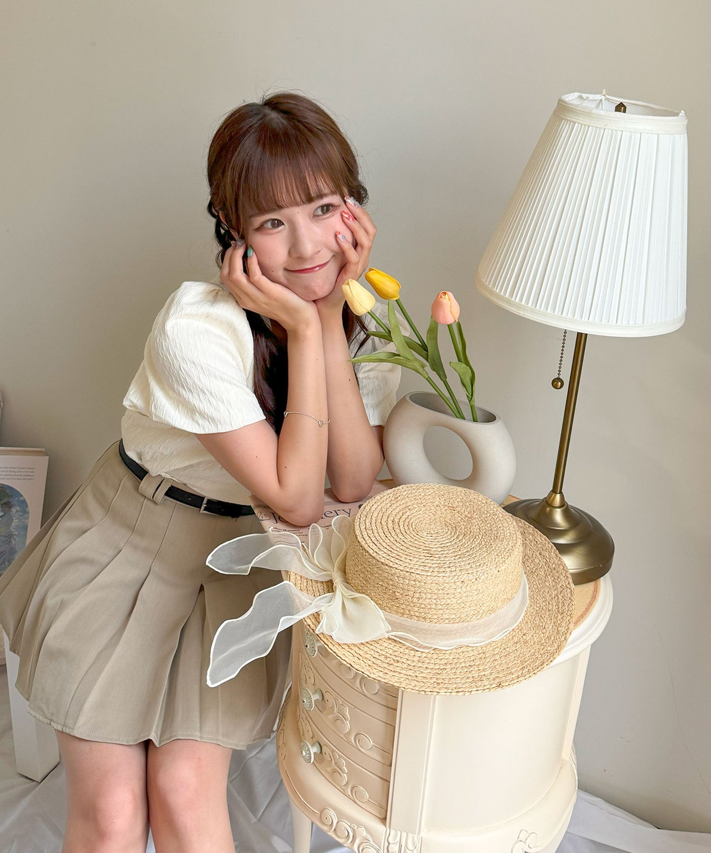 【Official限定価格】ハートボタンスクエアネックブラウス