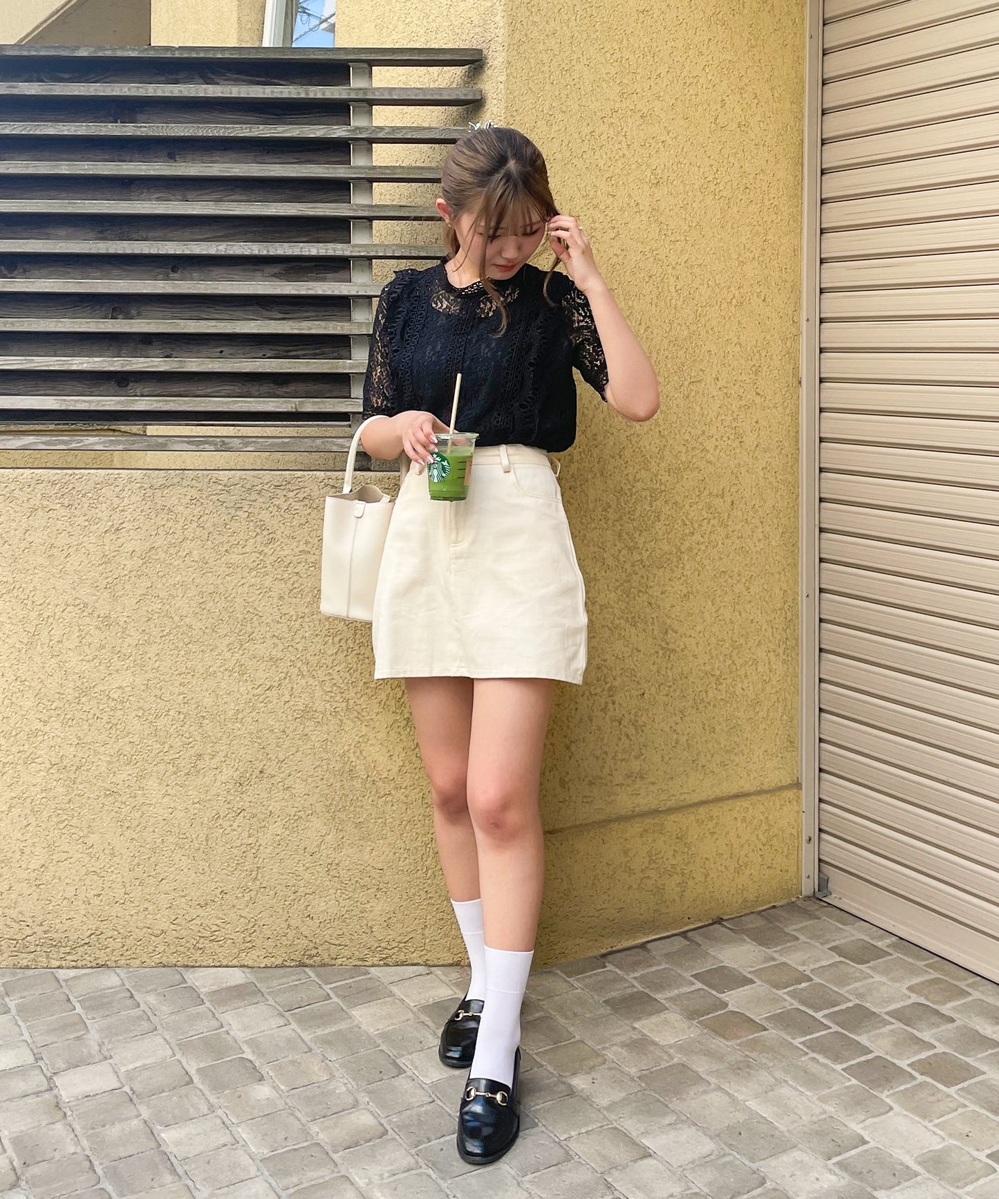 総レースフリルレトロブラウス