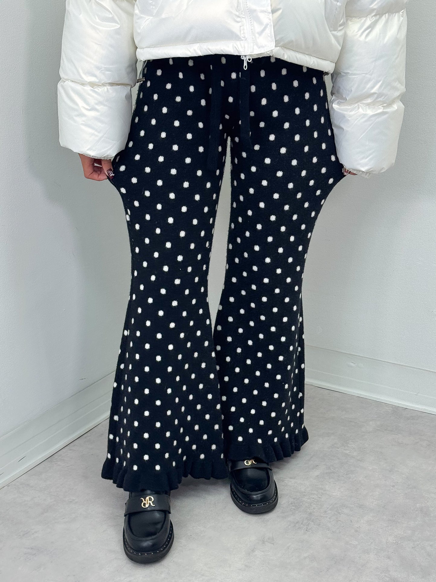 ドットニットパンツ