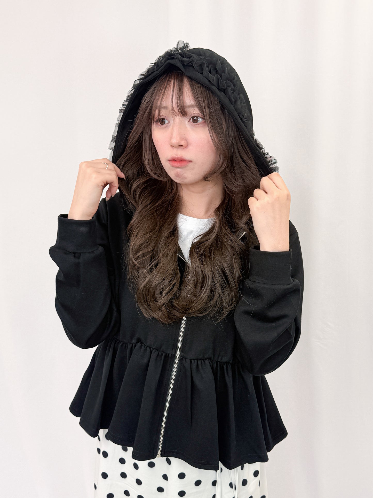 【Official限定価格】ペプラムスエットパーカー