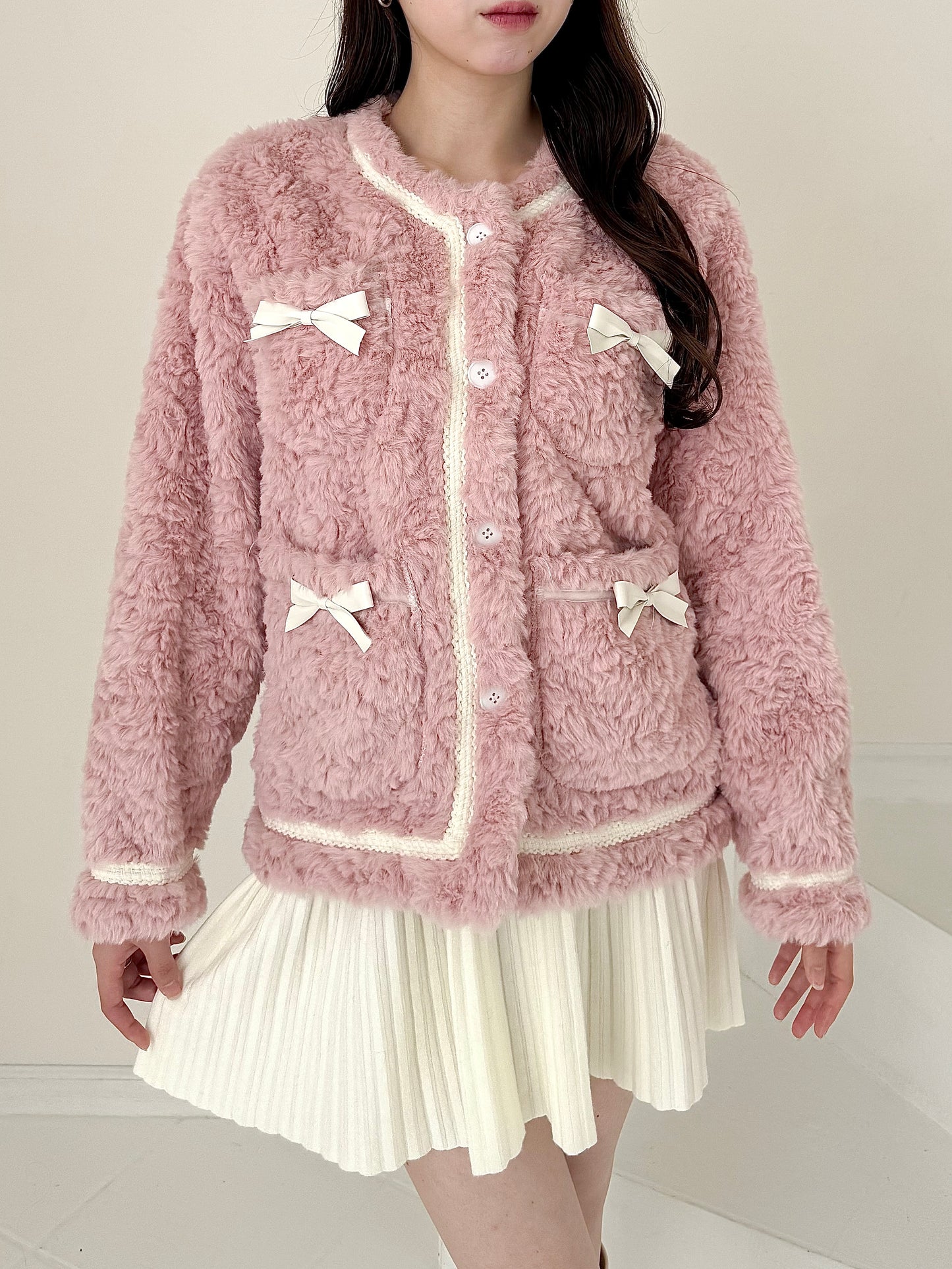 リボン付きガーリーファージャケット