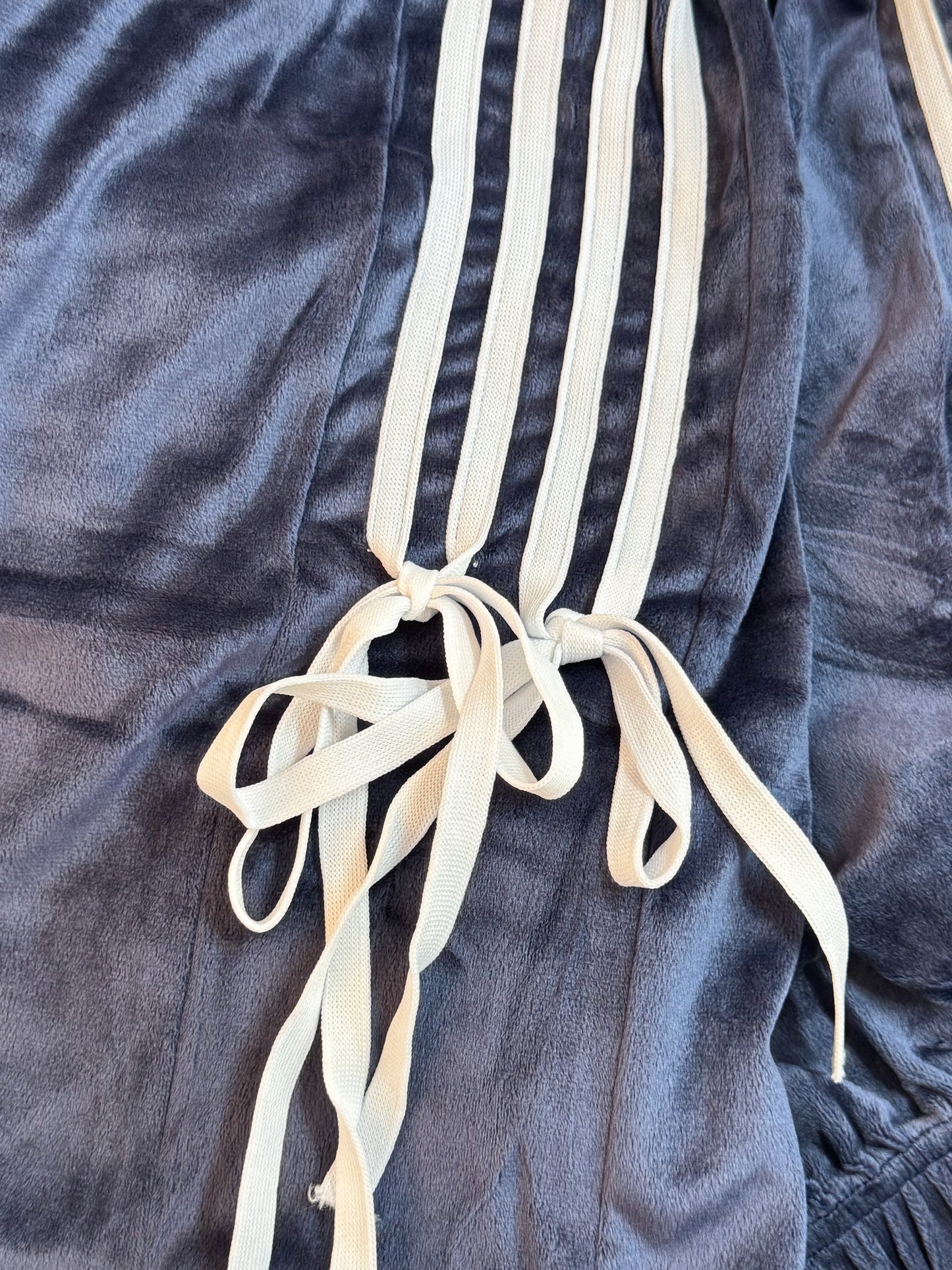 ライン入りベロアパンツ