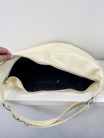 エナメル合皮BIGラウンドショルダーBAG