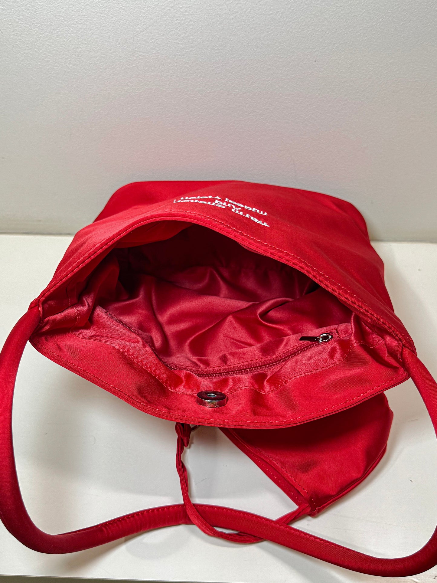 【Official限定】刺繡ロゴ入りサテンミニBAG