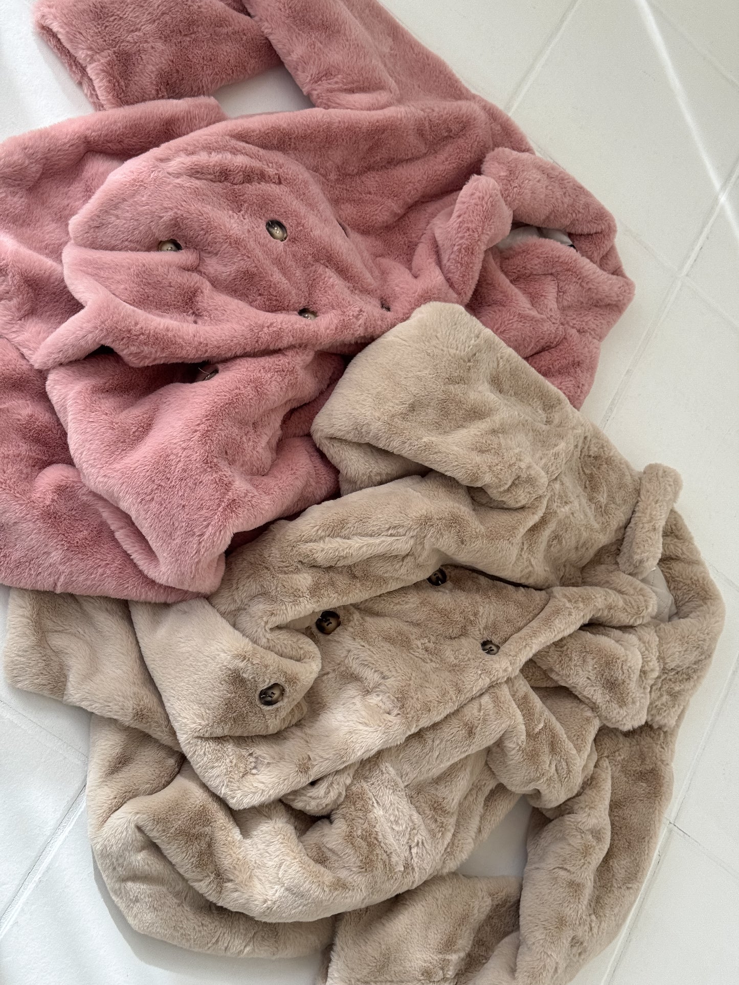 フェイクファーロングコート