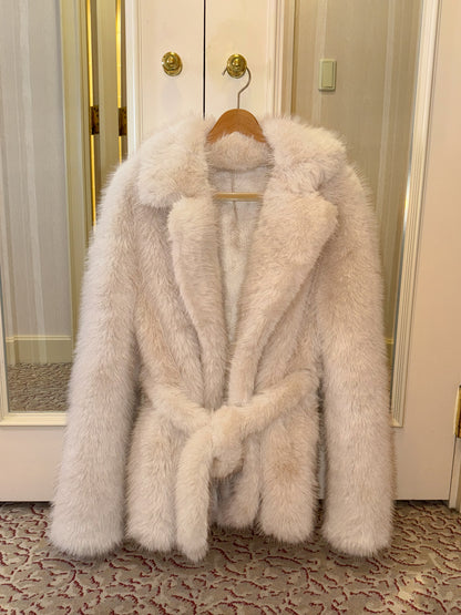 ボリュームフェイクファーコート