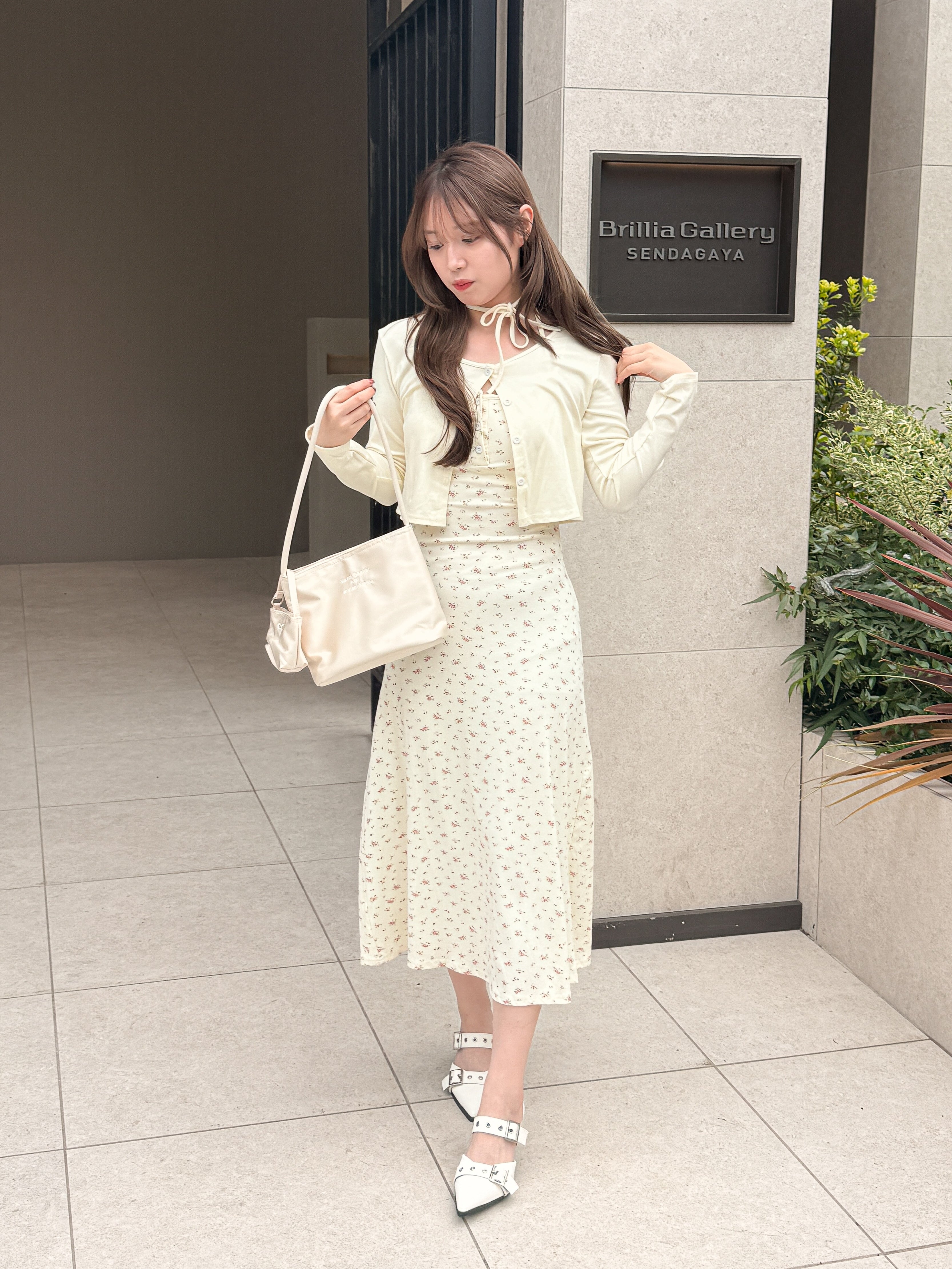 Official限定価格】小花柄ロングキャミワンピース×カーディガンセット