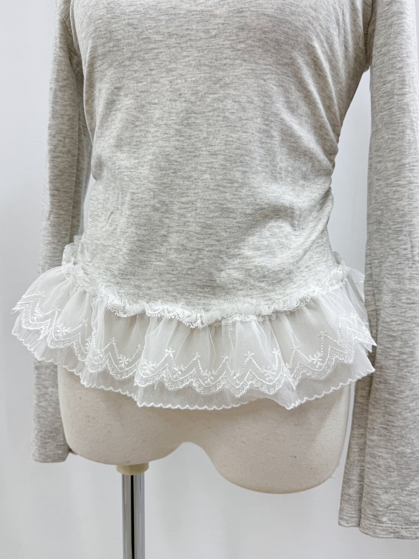 【Official限定価格】レースフリル付きロンT