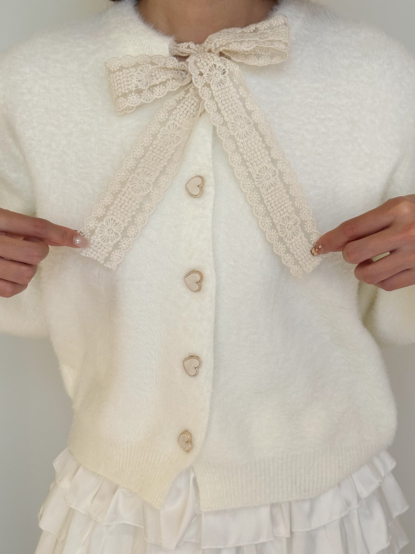 【Official限定価格】ボウタイハートボタンシャギーニット