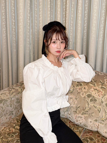Petite Puff Blouse