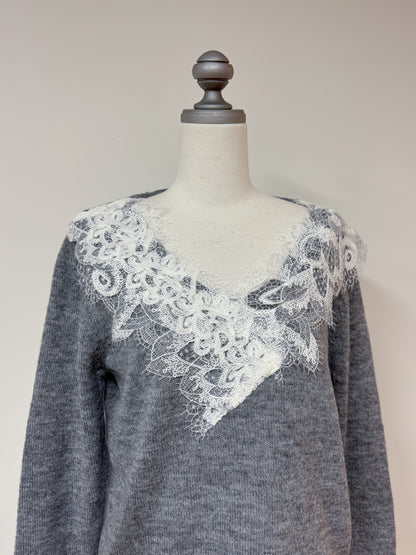 Vネックレースニット