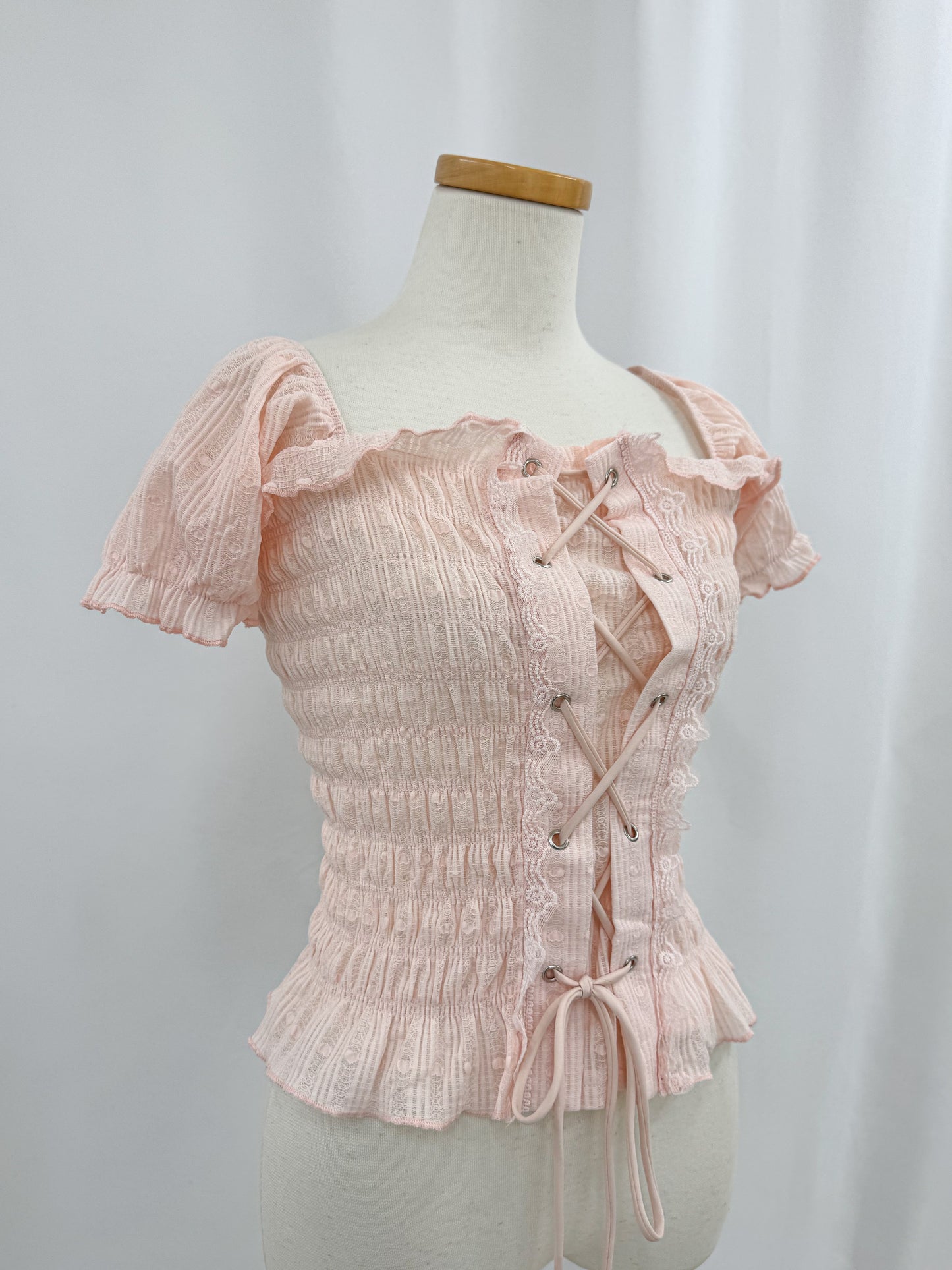 【Official限定価格】レースアップパフブラウス