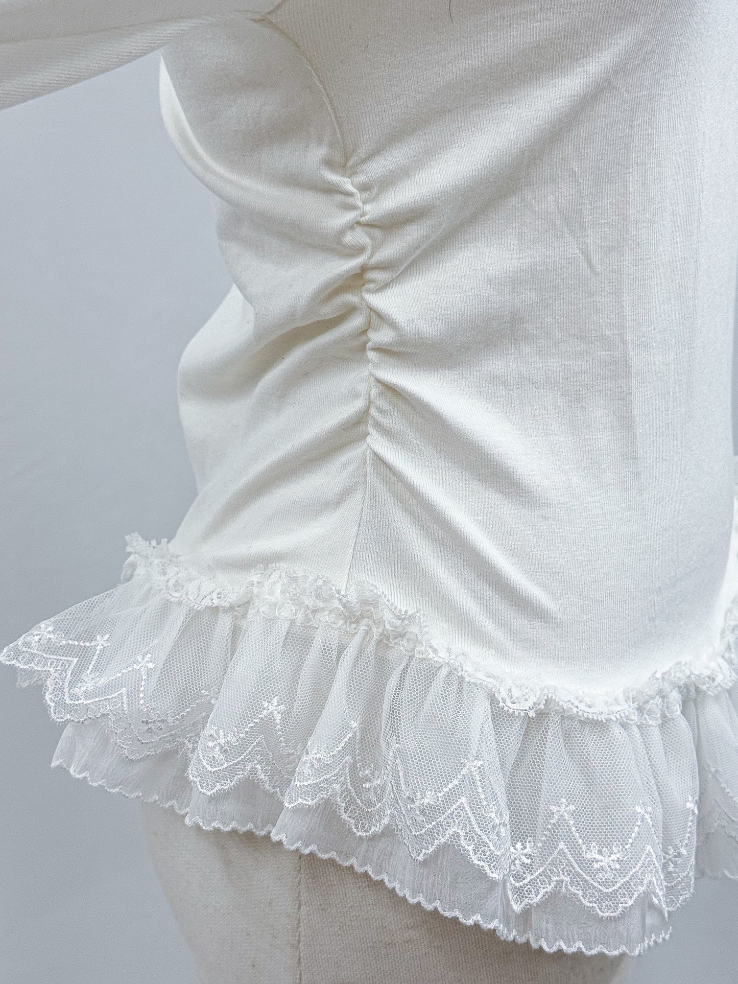 【Official限定価格】レースフリル付きロンT