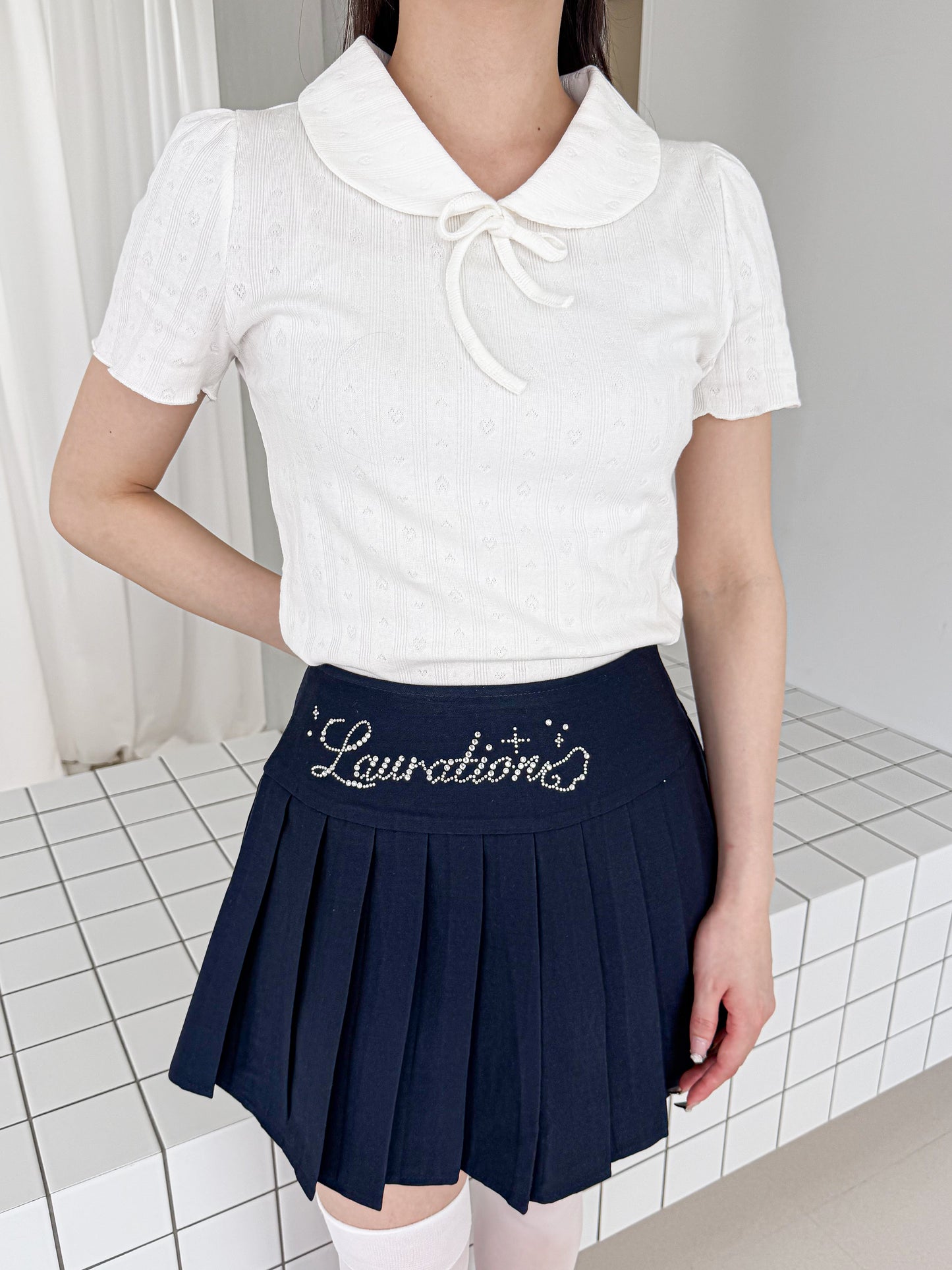 ラインストーンロゴプリーツスカート