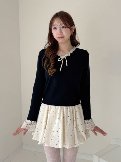 【Official限定価格】レースVネックニット