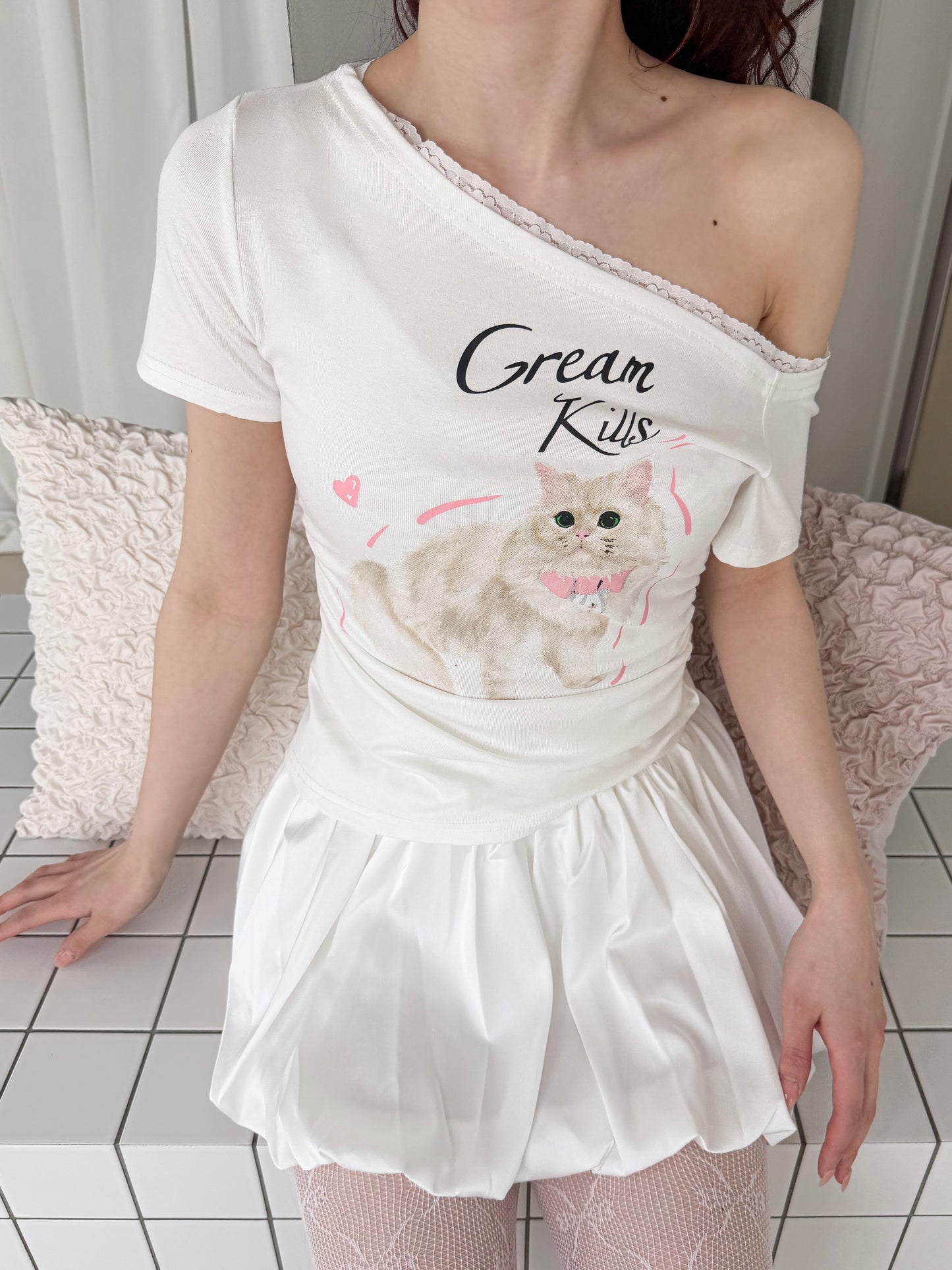 キャットプリントTシャツ