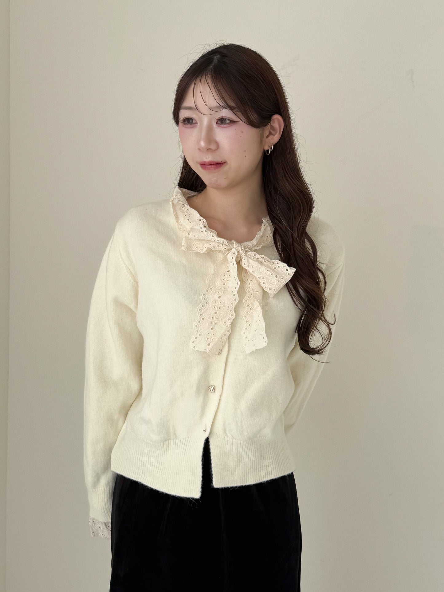 【Official限定価格】ボウタイハートボタンニット