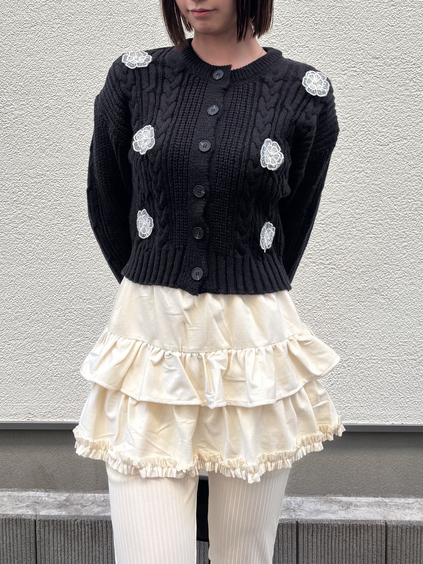 【Official限定価格】フラワーケーブルニット